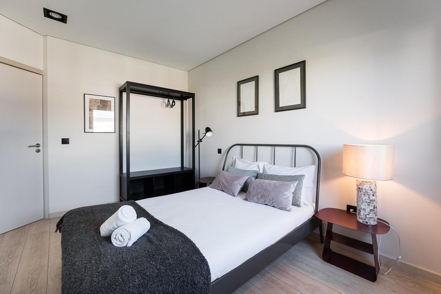 Guestready - Quental Wallpaper Near Marques Square Porto Ngoại thất bức ảnh
